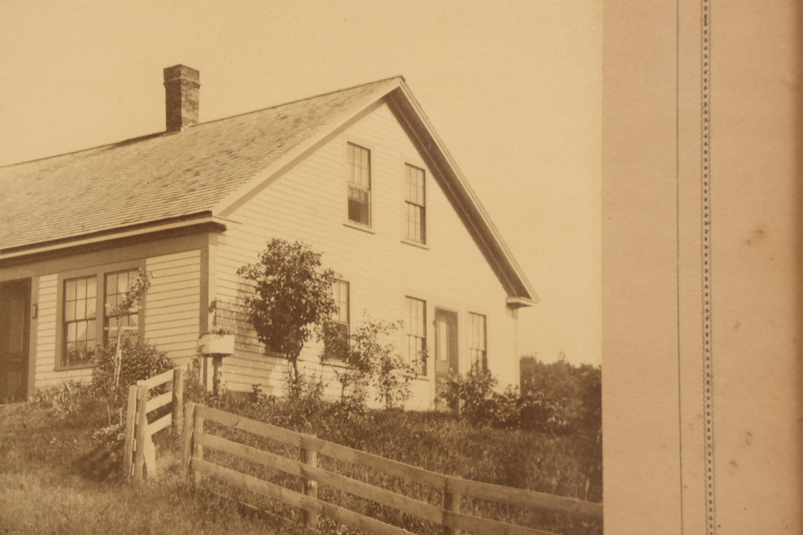 Lot 110 - Antique Boarded Photograph Of Woman Seated With Dog Before Farmhouse And Barn, In Faux Marble Painted Double Frame, 15-5/8" x 13-3/4"