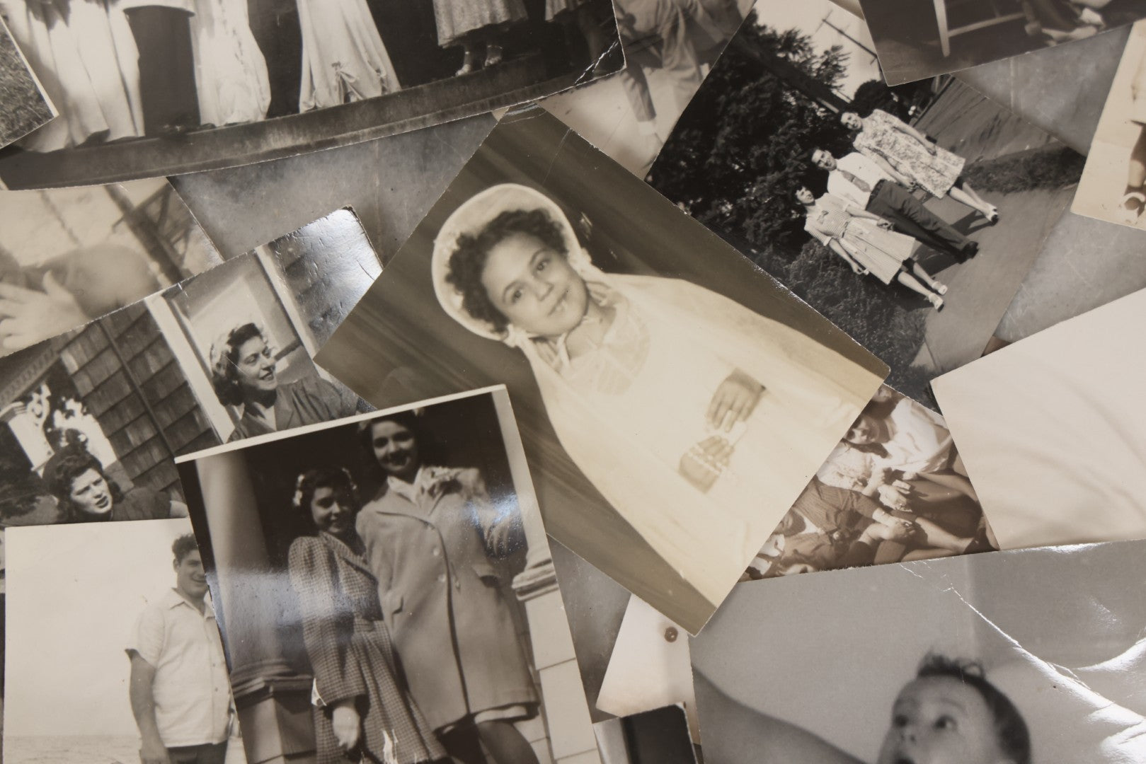 Lot 117 - Vintage Grouping Of 26 Snapshot Photographs, Children, Family, And Everyday Life Scenes