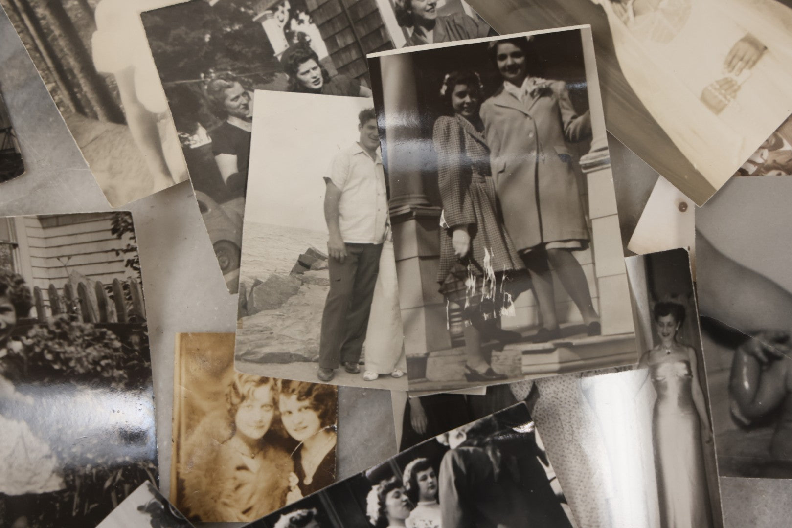 Lot 117 - Vintage Grouping Of 26 Snapshot Photographs, Children, Family, And Everyday Life Scenes