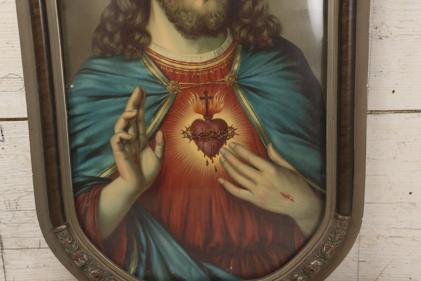 Lot 121 - Antique Chromolithograph Of Jesus With Stigmata And Sacred Heart, In Silver Bubble Frame, 14" x 22-1/4"