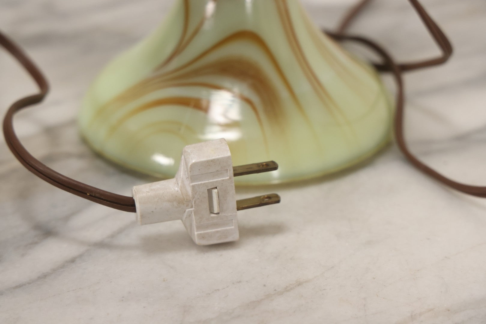 Lot 009 - Vintage Electric Desk Fan With Wavy Wire Cage And Green And Brown Slag Glass Base, Glows Under Black Light, Working Condition, 11-3/4" H