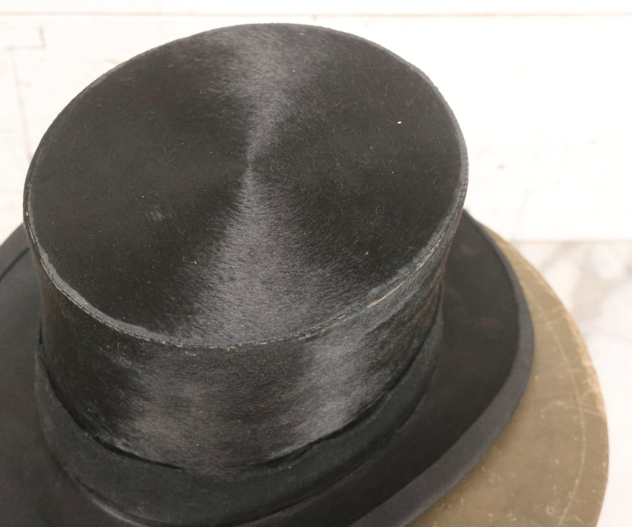 Lot 027 - Antique Top Hat With "The Heim Hat" Maker's Mark, Manchester, New Hampshire, Likely Beaverskin, Size 7-1/8, With Period Paperboard Hat Box
