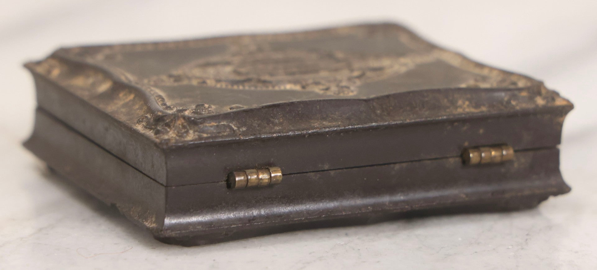 Lot 051 - Pair Of Antique 1/9th Plate Ruby Ambrotype Photographs Of Chubby Young Girl And Older Woman, Possibly Mother And Daughter, In Littlefield, Parsons & Co. Double Thermoplastic Union Case Patented 1856–1857, Note Crack To One Image