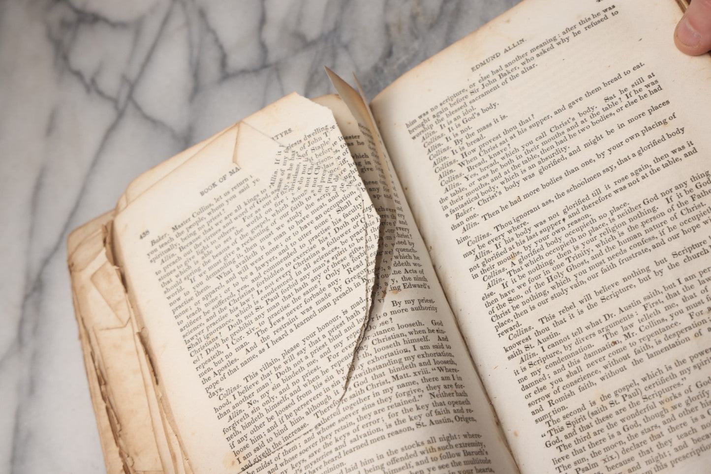 Lot 064 - "Book Of Martyrs; Or, A History Of The Lives, Sufferings, And Triumphant Deaths, Of The Primitive As Well As Protestant Martyrs" Antique Religious Book By Rev. John Fox, Published By E. Hunt, Middletown, 1832