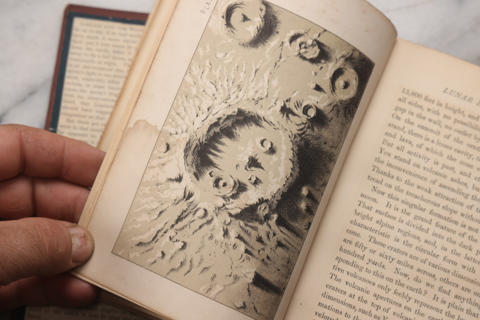 Lot 067 - "God's Glory In The Heavens" Antique Astronomical And Religious Book By William Leitch, Published By Alexander Strahan, London And New York, 1866, Note Front Cover Detached