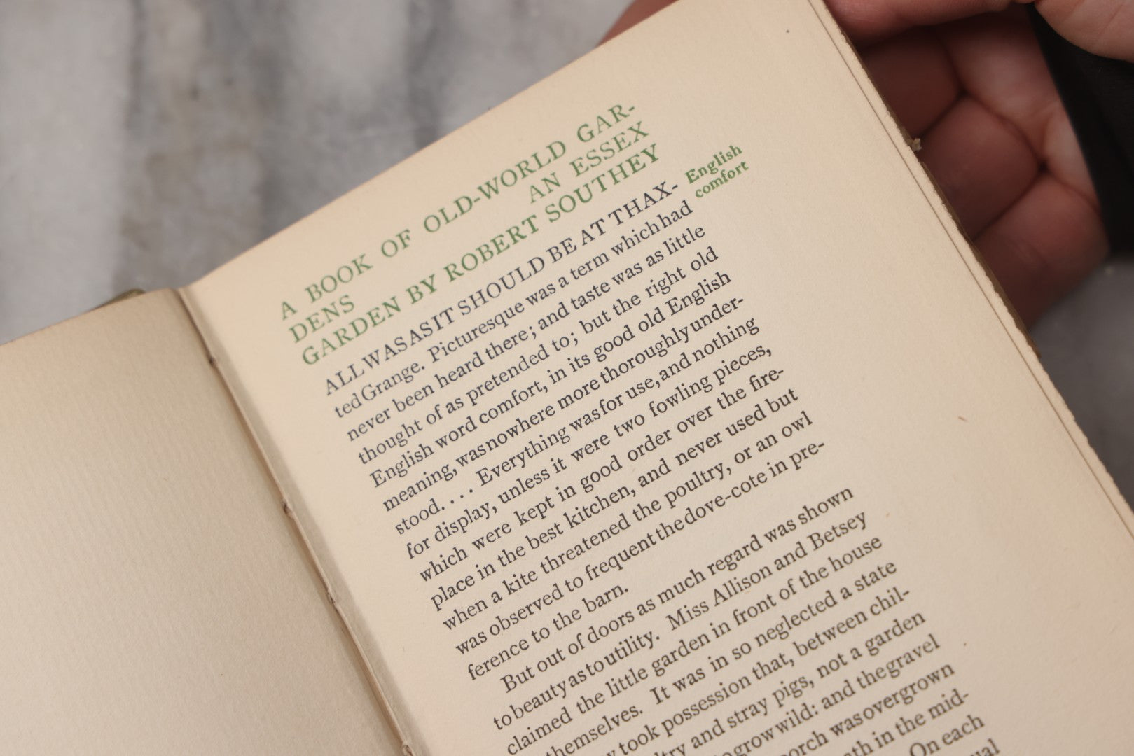 Lot 075 - “A Book Of Old World Gardens” Antique Book Of Gardening Essays Illustrated By Beatrice Parsons, Edited By Alfred H. Hyatt, T. N. Foulis, London & Edinburgh, 1912