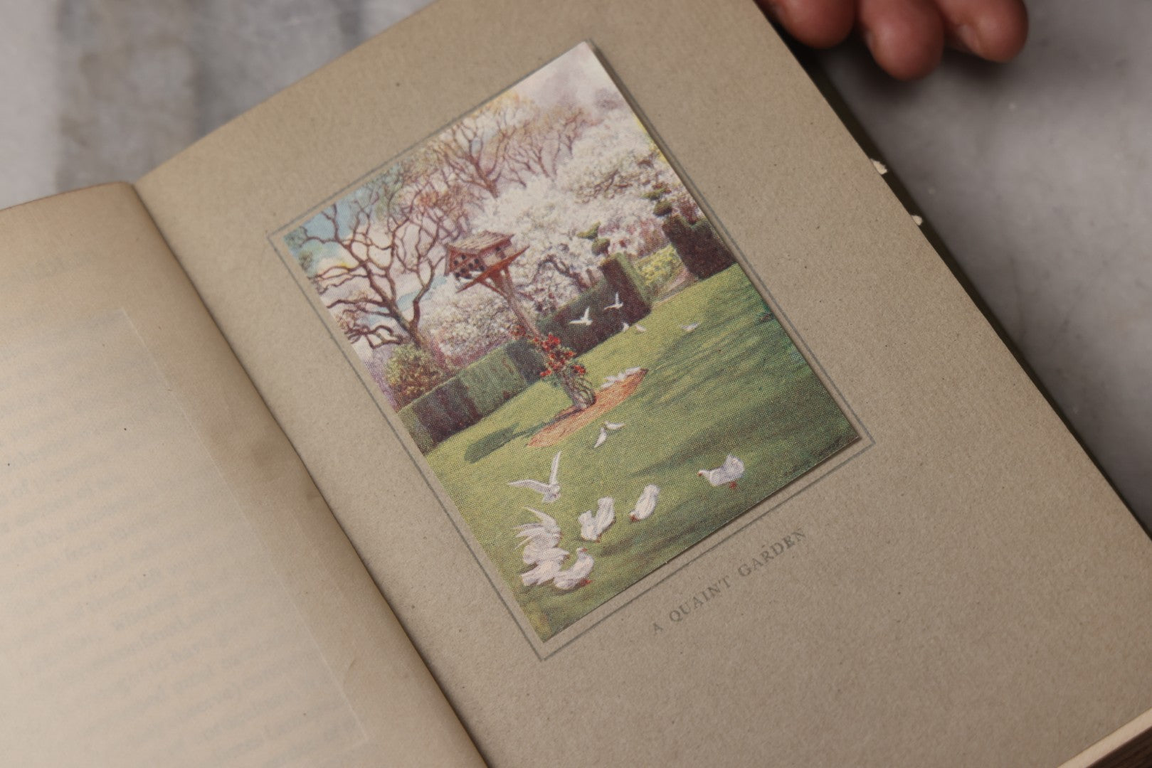 Lot 075 - “A Book Of Old World Gardens” Antique Book Of Gardening Essays Illustrated By Beatrice Parsons, Edited By Alfred H. Hyatt, T. N. Foulis, London & Edinburgh, 1912