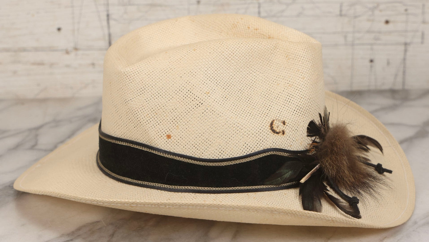 Lot 103 - Modern “A Genuine Charlie 1 Horse Original” White Straw Cowboy Hat, Made In U.S.A.., Size Medium