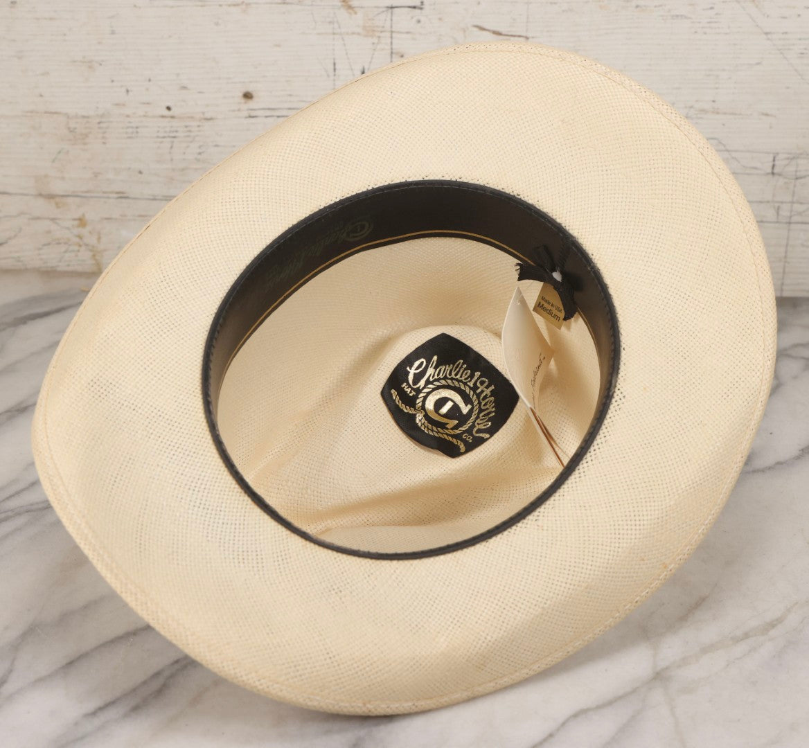 Lot 103 - Modern “A Genuine Charlie 1 Horse Original” White Straw Cowboy Hat, Made In U.S.A.., Size Medium
