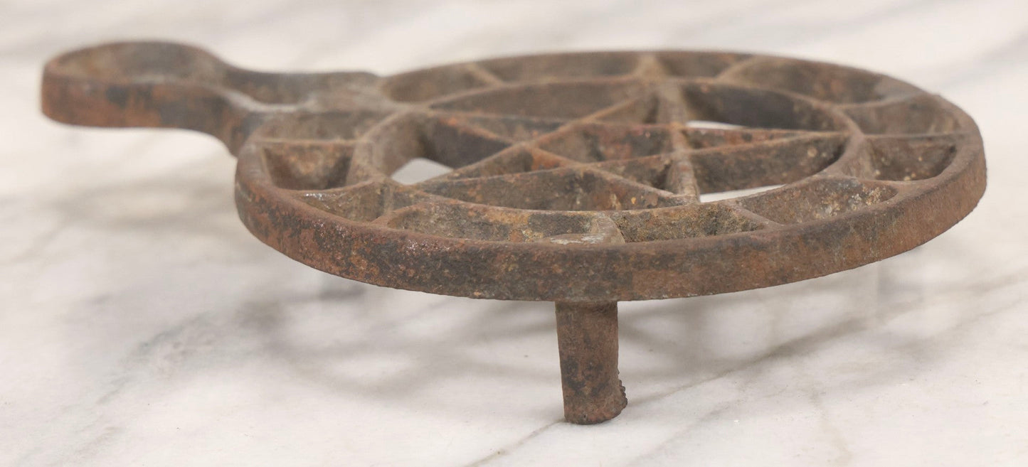 Lot 113 - Antique Cast Iron Trivet With Pentagram Design
