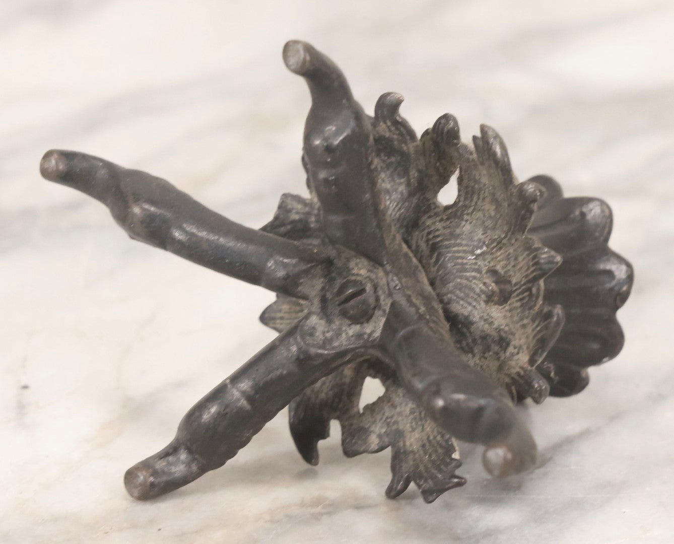Lot 122 - Antique Cast Iron Clawfoot Candle Holder With Bird Talon Base And Filigree Escutcheon