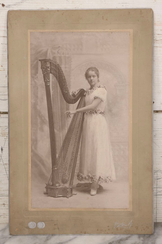 Lot 154 - Antique Boarded Photograph Of Young Girl In White Dress Playing Ornate Harp, Photographed By Belsmith, Cincinnati, Ohio