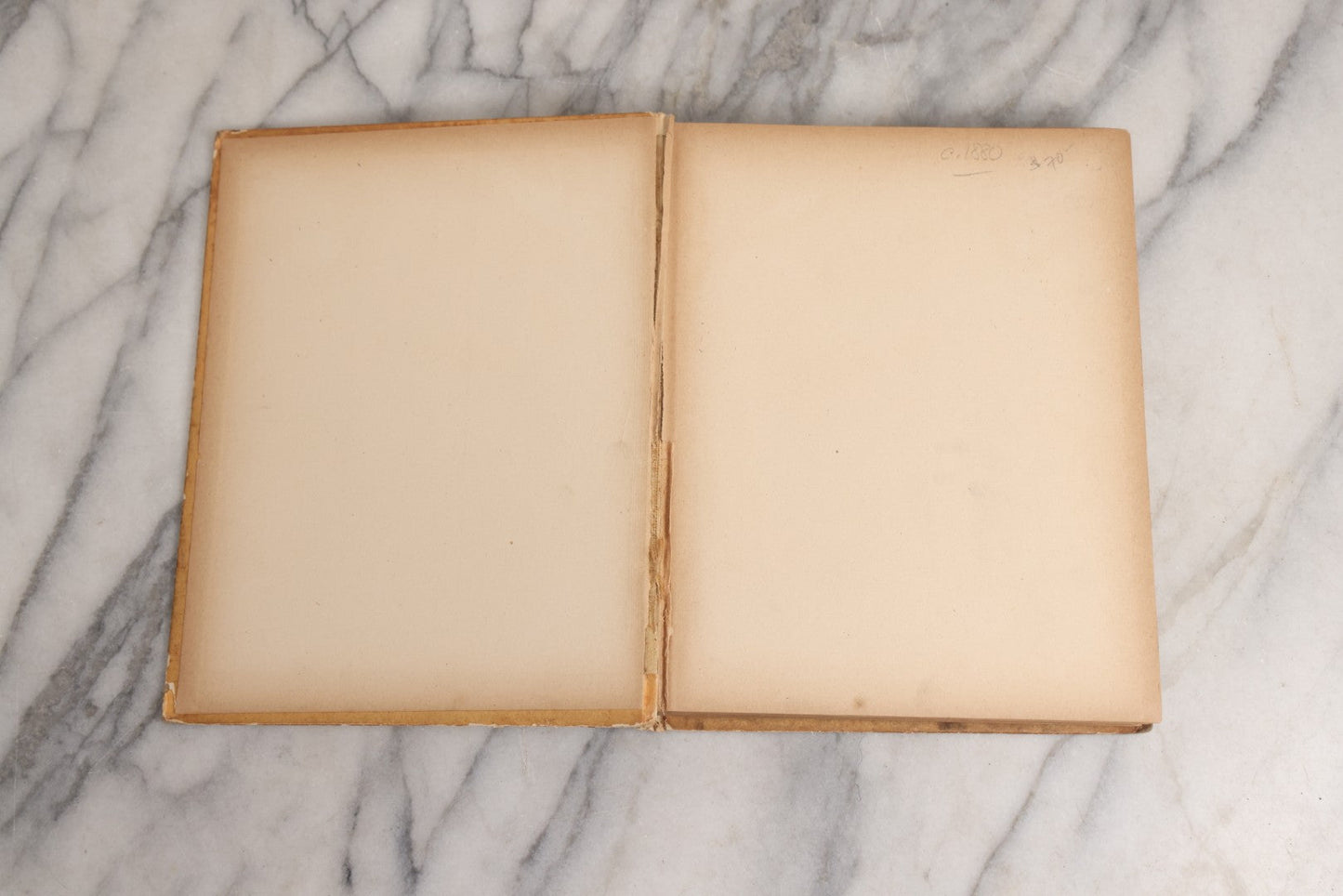 Lot 027 - "Wild Adventures In Wild Places" Antique Sporting And Adventure Book By Gordon Stables, M.D., R.N., Published By Cassell And Company, Limited, London, Paris, New York And Melbourne, Circa 1888