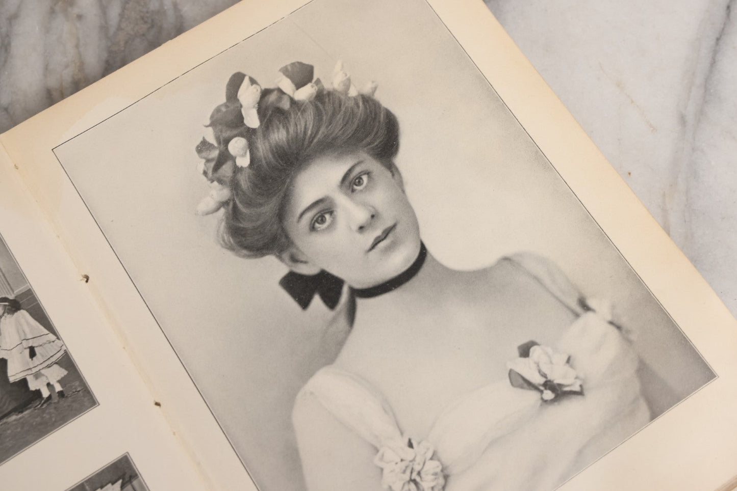 Lot 031 - "The Illustrated American Stage" Antique American Theater Book, Published By R. H. Russell, New York, 1901, Note Poor Condition