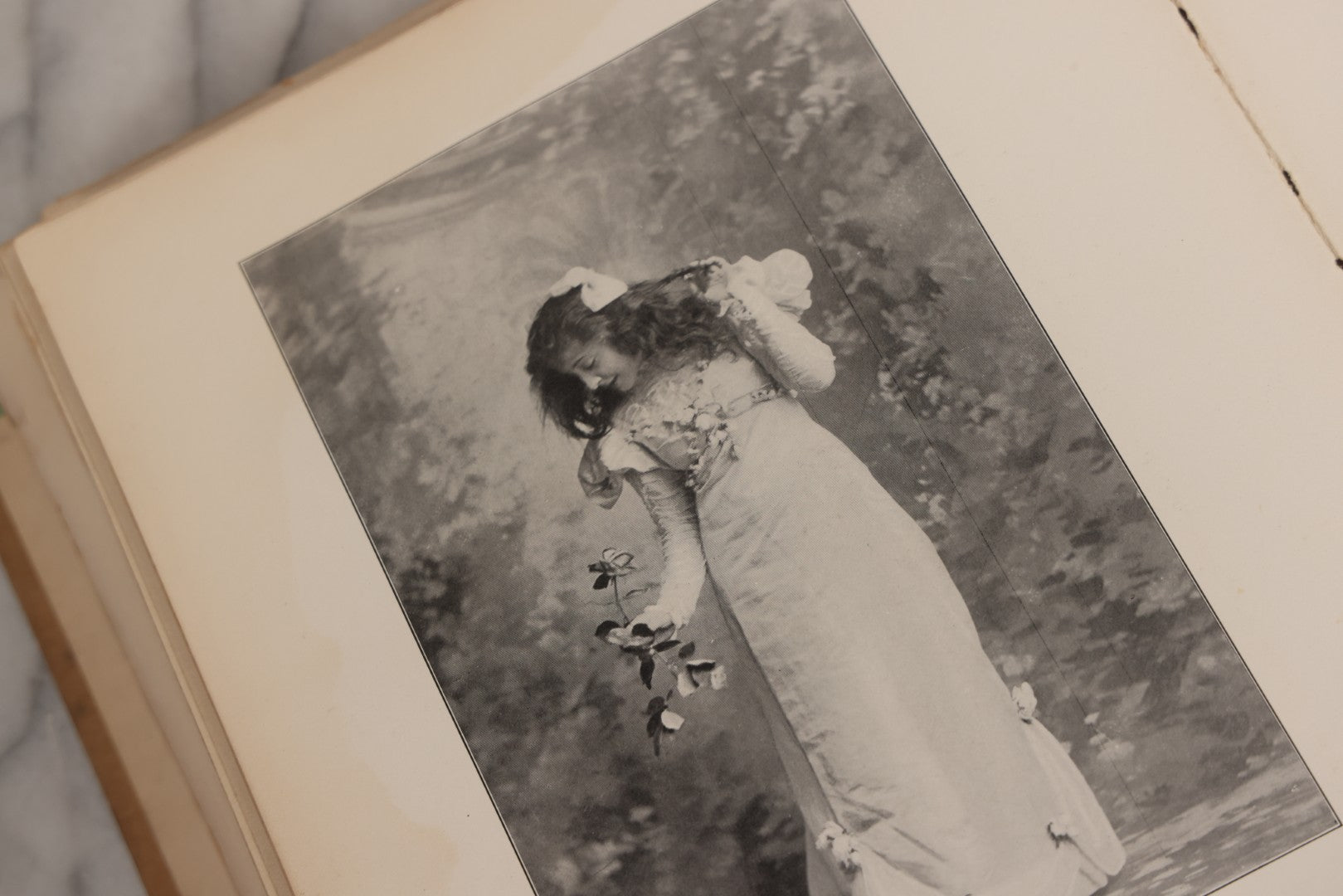 Lot 031 - "The Illustrated American Stage" Antique American Theater Book, Published By R. H. Russell, New York, 1901, Note Poor Condition