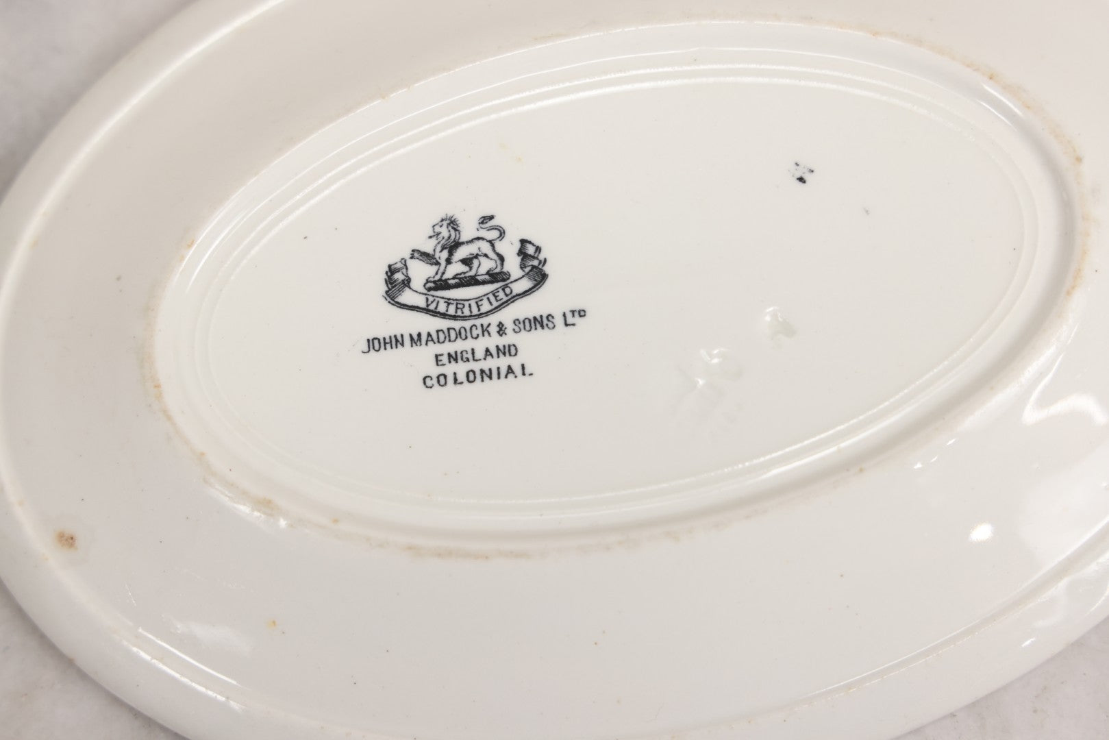 Lot 042 - Pair Of Antique English Transferware  Pottery Pieces With Hudson River Sidewheel Steamship “The Hudson Lunch,” Manufactured By John Maddock & Sons Ltd.