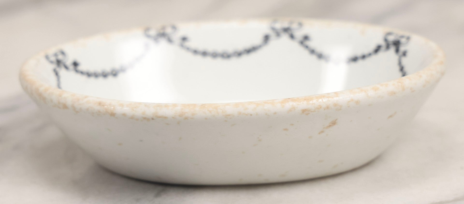 Lot 042 - Pair Of Antique English Transferware  Pottery Pieces With Hudson River Sidewheel Steamship “The Hudson Lunch,” Manufactured By John Maddock & Sons Ltd.