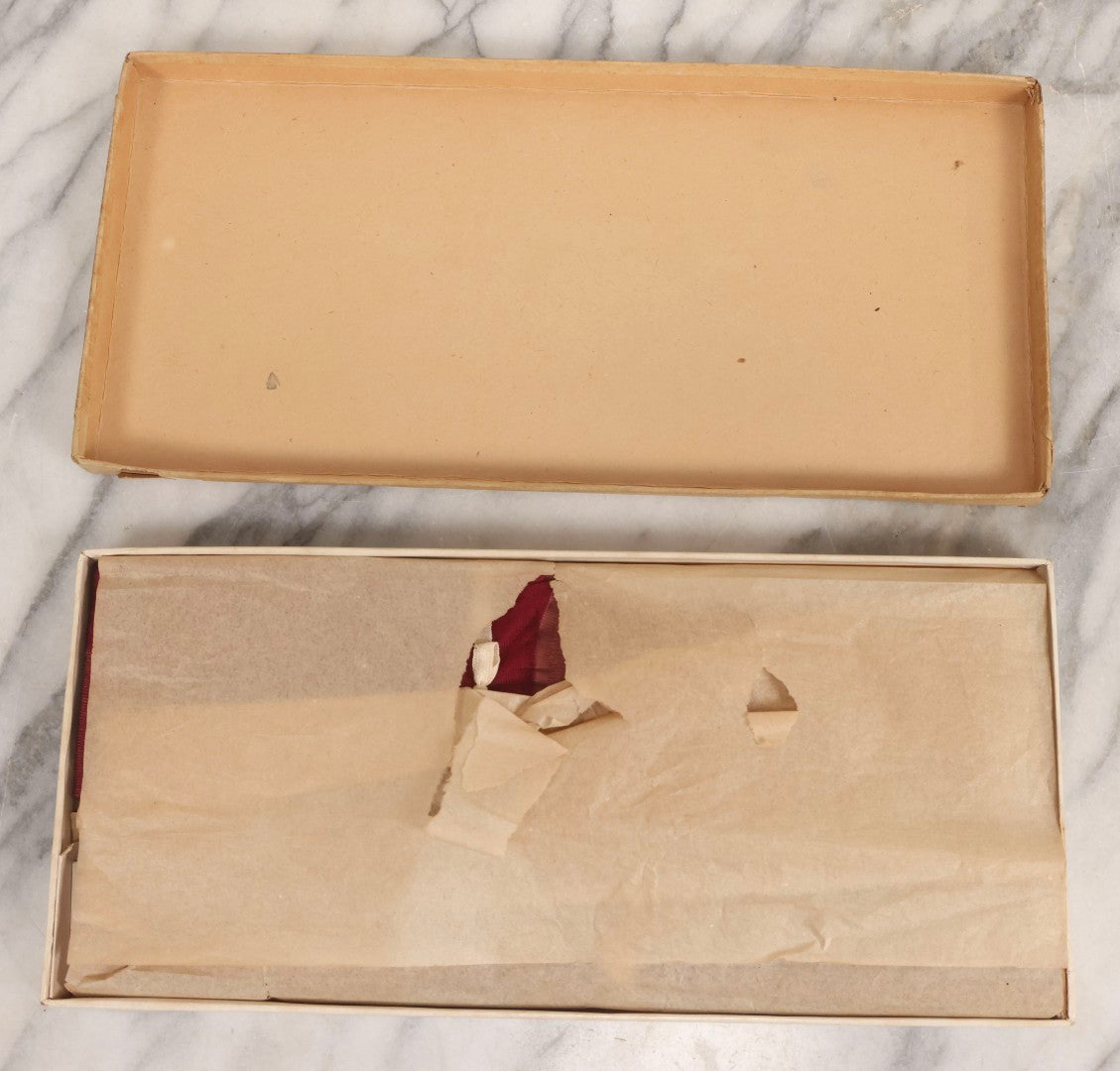 Lot 055 - Antique Art Nouveau Woman's Hosiery Or Lingerie Presentation Box With Original Tissue And Contents