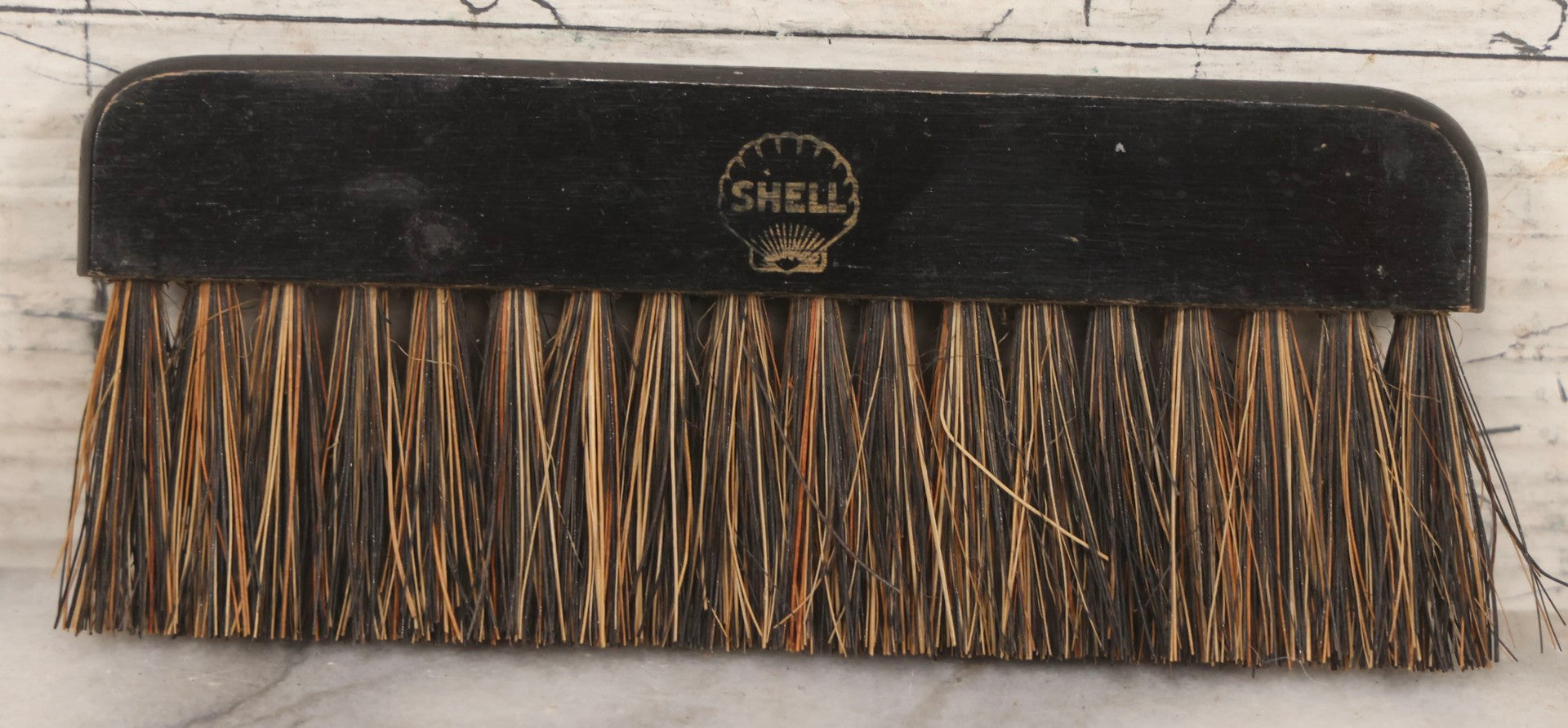 Lot 068 - Pair Of Vintage Advertising Pieces, Including 1938 Royal Baking Powder Tin And Shell Bristle Brush