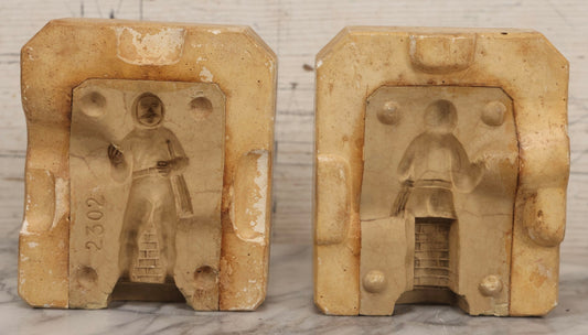 Lot 078 - Vintage Two-Part Slip Mold For Christmas Decoration, Santa Going Down Chimney, Mold No. 2302