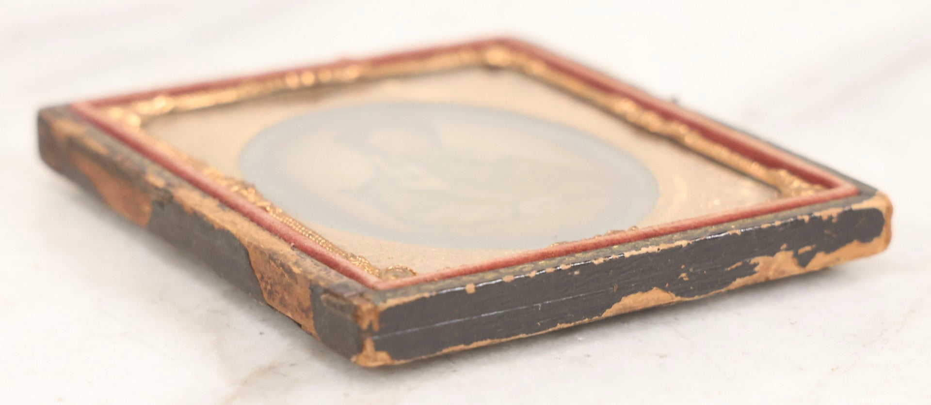 Lot 125 - Antique 1/6th Plate Ambrotype Photograph Of Young Woman Wearing Checked Scarf And Cape, In Half Leatherette Union Case