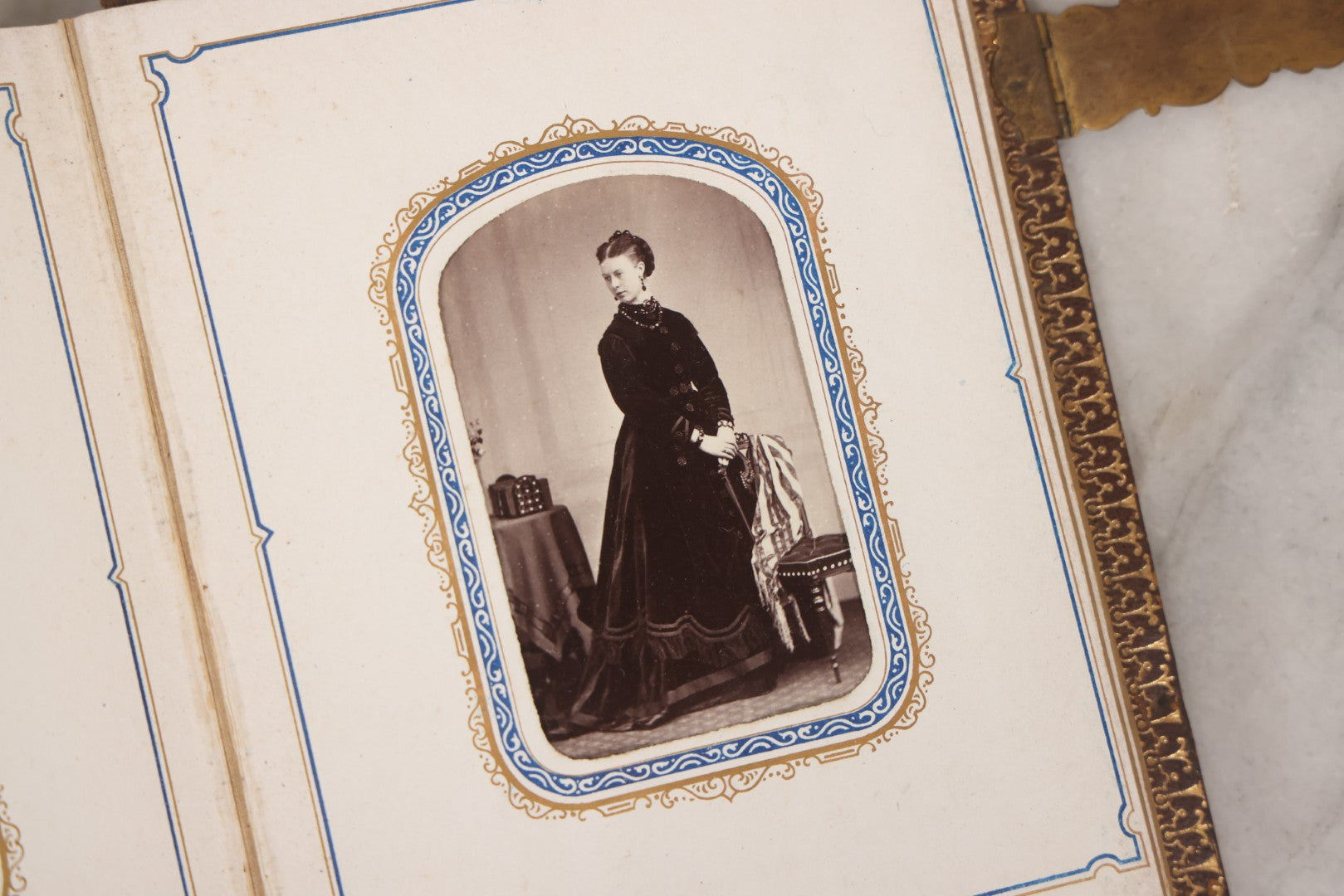 Lot 139 - Antique Portrait Photograph Album With 38 Carte De Visite C.D.V.. Photographs And One Tintype, Many Identified In Pencil