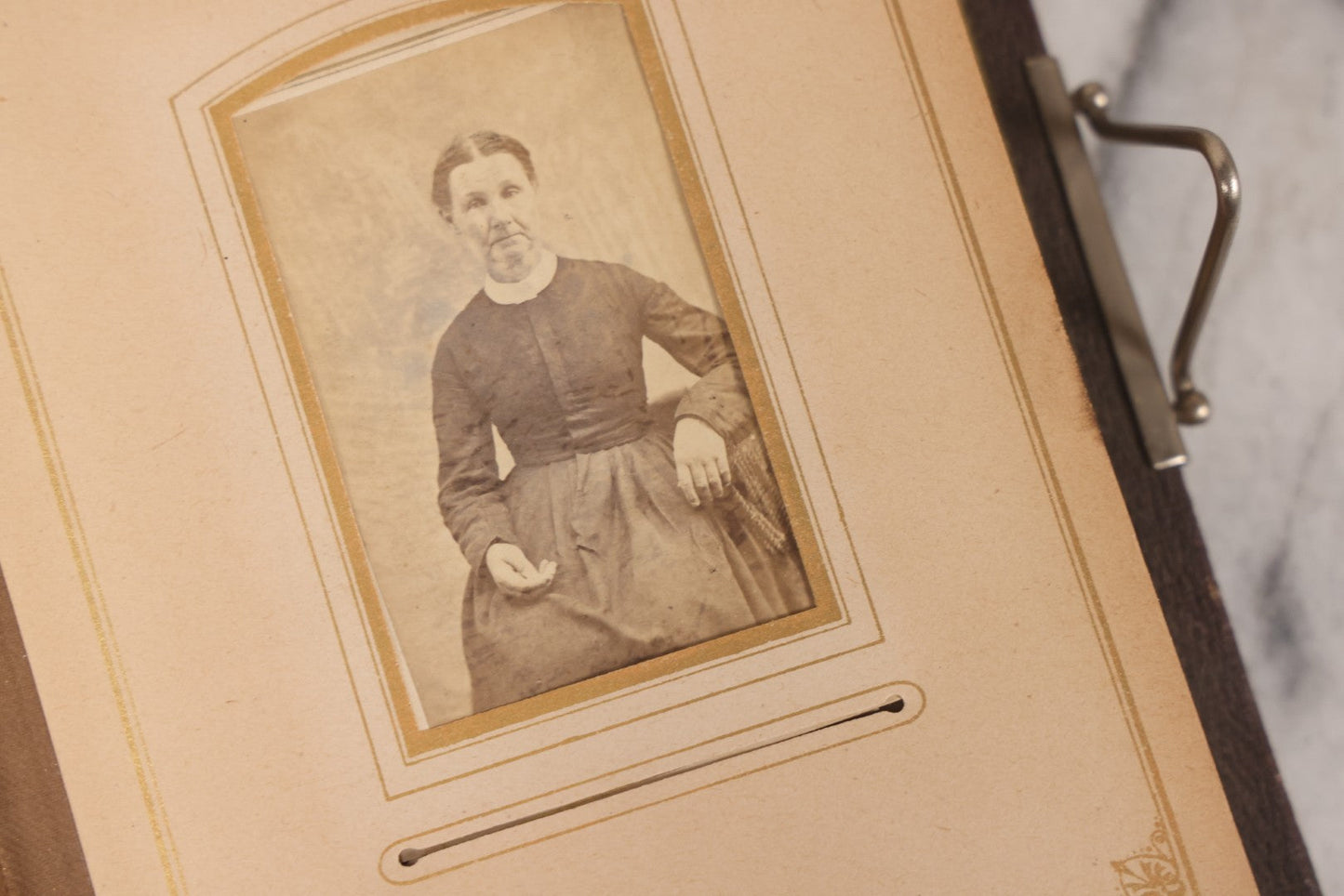 Lot 140 - Antique Portrait Photograph Album With 15 Carte De Visite C.D.V.., 2 Cabinet Card, And 3 Tintype Photographs Of Men, Women, And Children