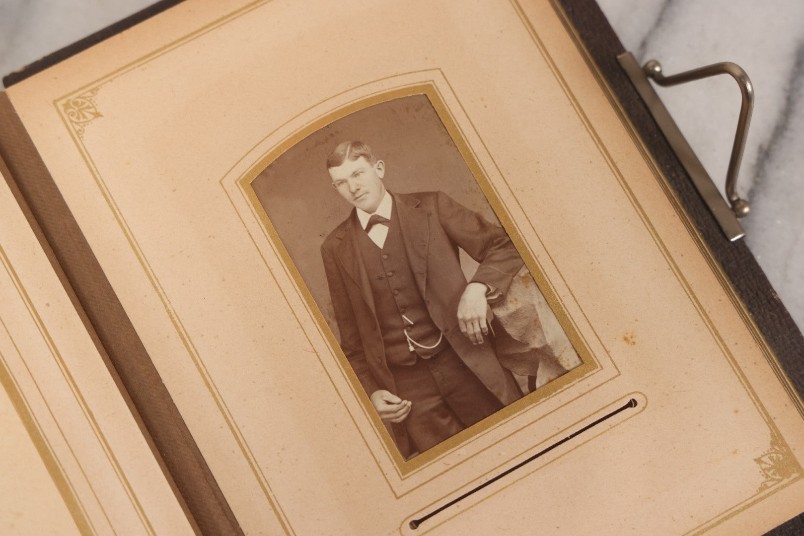 Lot 140 - Antique Portrait Photograph Album With 15 Carte De Visite C.D.V.., 2 Cabinet Card, And 3 Tintype Photographs Of Men, Women, And Children