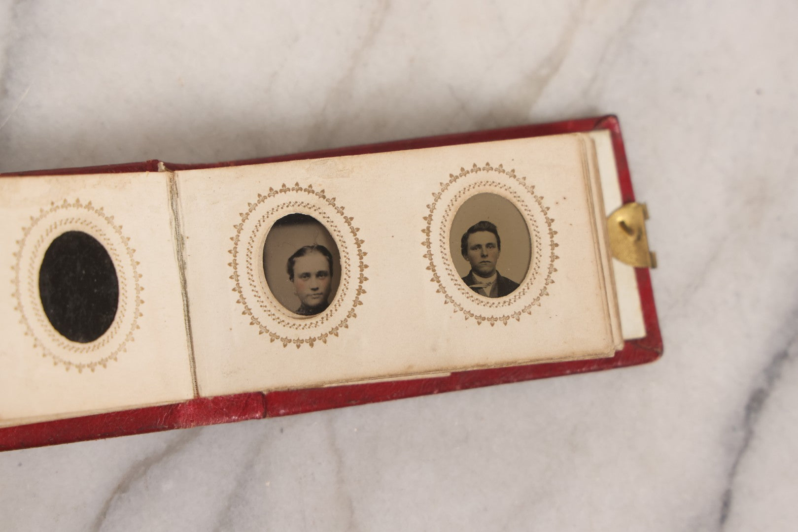 Lot 141 - Antique Gem Tintype Album With 26 Gem Tintype Photographs Including Man In Uniform, Note Binding In Poor Condition