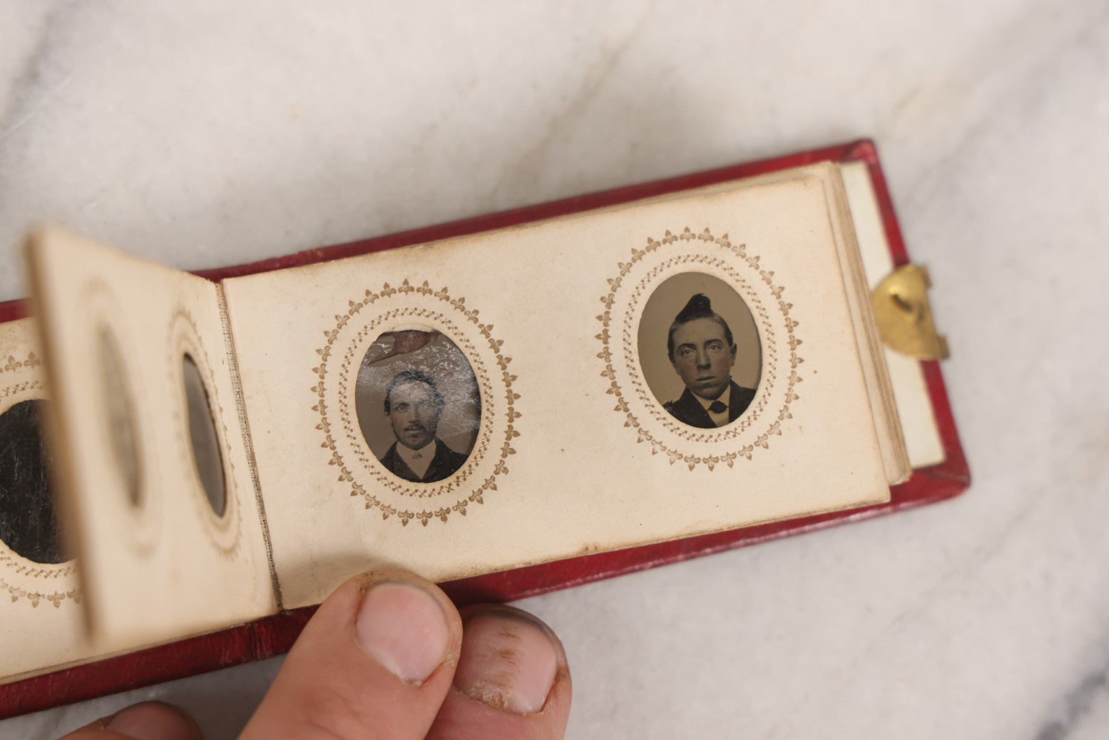 Lot 141 - Antique Gem Tintype Album With 26 Gem Tintype Photographs Including Man In Uniform, Note Binding In Poor Condition