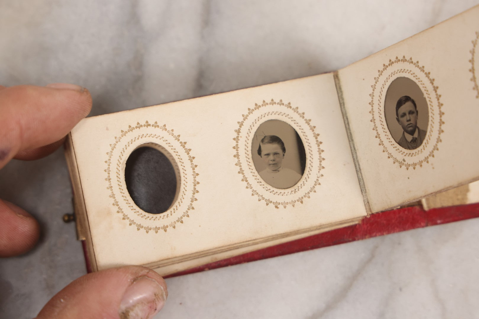 Lot 141 - Antique Gem Tintype Album With 26 Gem Tintype Photographs Including Man In Uniform, Note Binding In Poor Condition