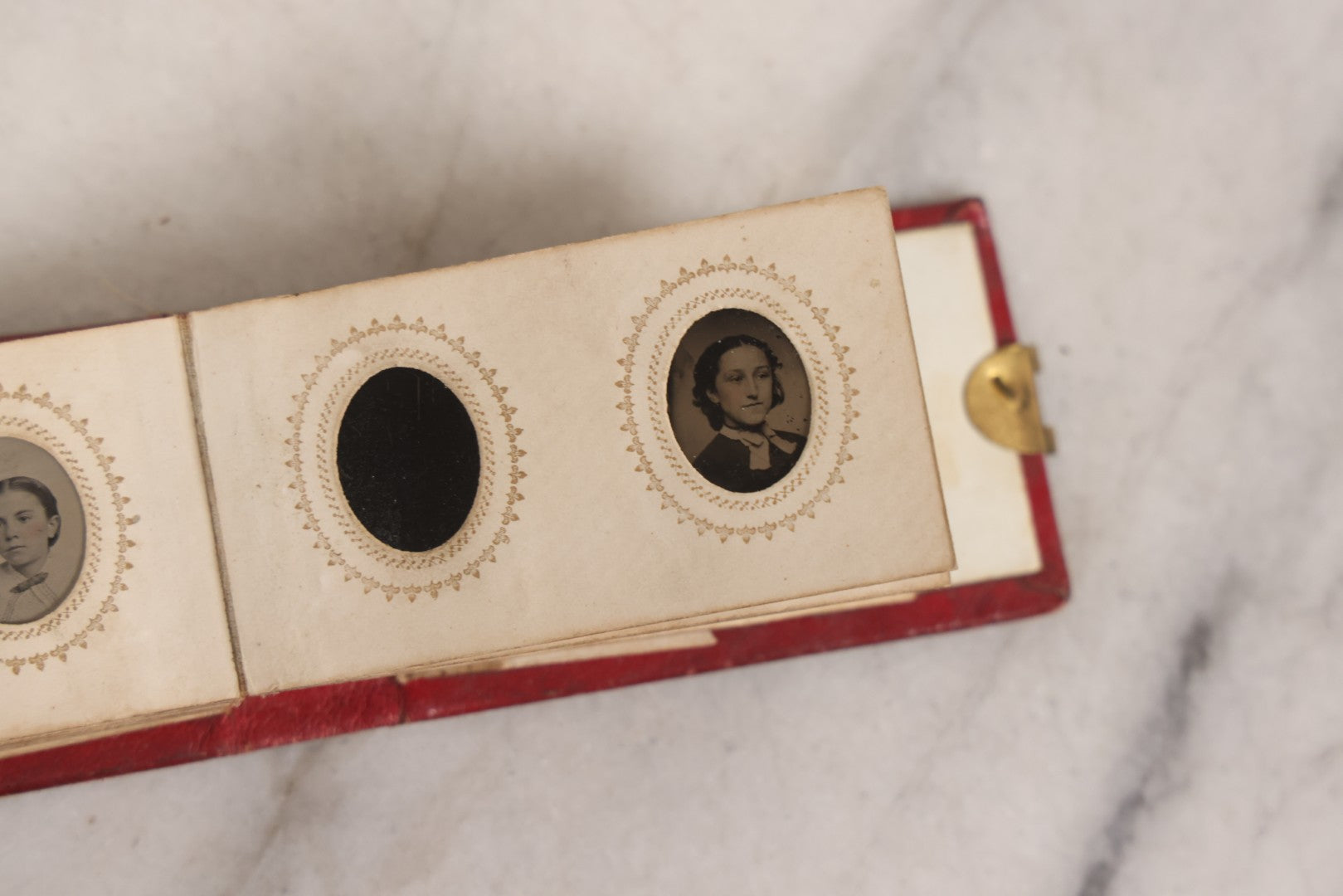 Lot 141 - Antique Gem Tintype Album With 26 Gem Tintype Photographs Including Man In Uniform, Note Binding In Poor Condition