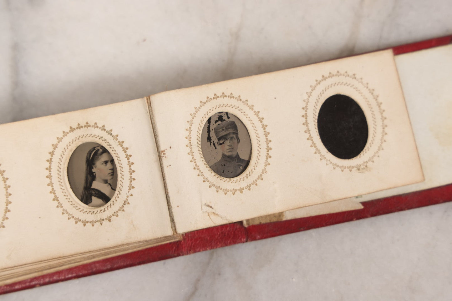 Lot 141 - Antique Gem Tintype Album With 26 Gem Tintype Photographs Including Man In Uniform, Note Binding In Poor Condition