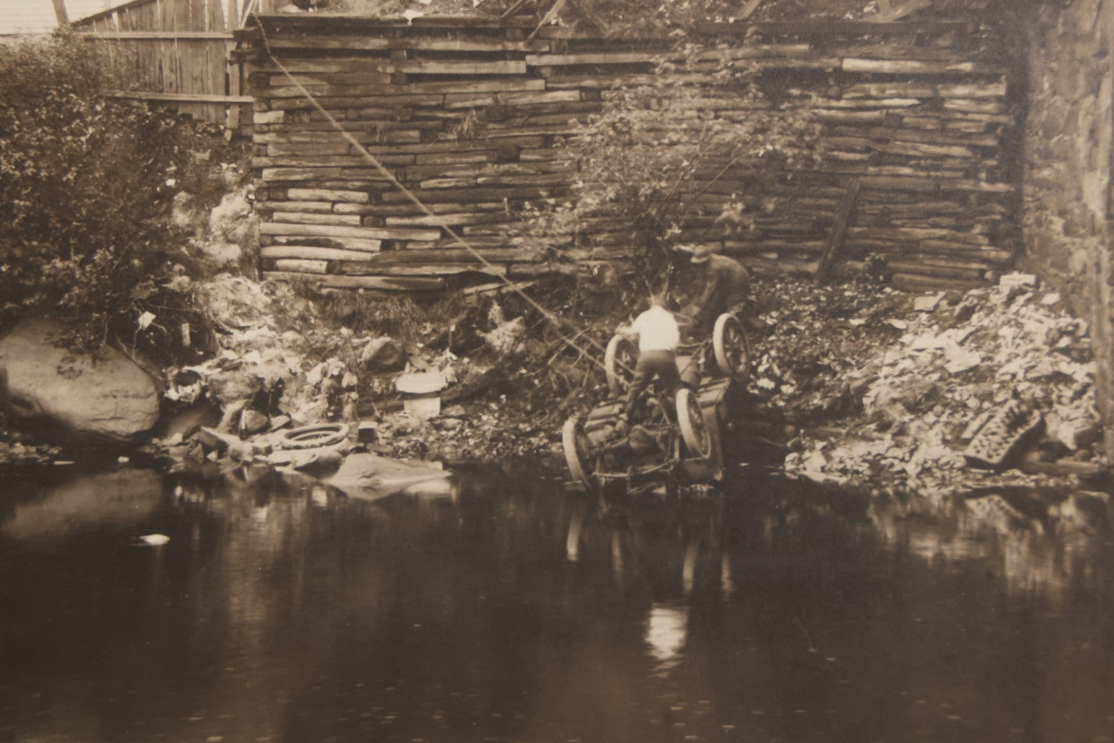 Lot 143 - Antique Boarded Photograph Of Crowd Overlooking Car Accident Scene Above River, Recovery In Progress, Photographed By Paquette, Beecher Falls, Vermont, Circa 1920
