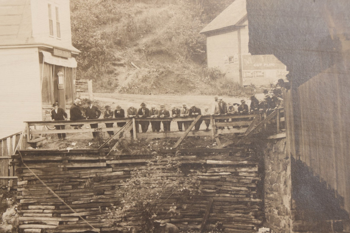 Lot 143 - Antique Boarded Photograph Of Crowd Overlooking Car Accident Scene Above River, Recovery In Progress, Photographed By Paquette, Beecher Falls, Vermont, Circa 1920