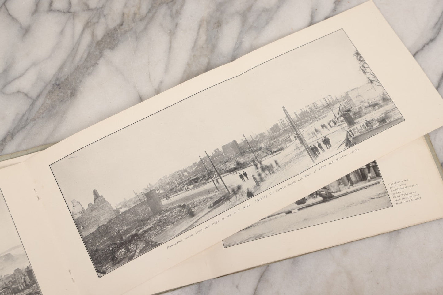 Lot 165 - "The Old San Francisco And New" Antique Earthquake And Fire Photo Booklet Published By Souvenir Book Company, Los Angeles, California, 1906