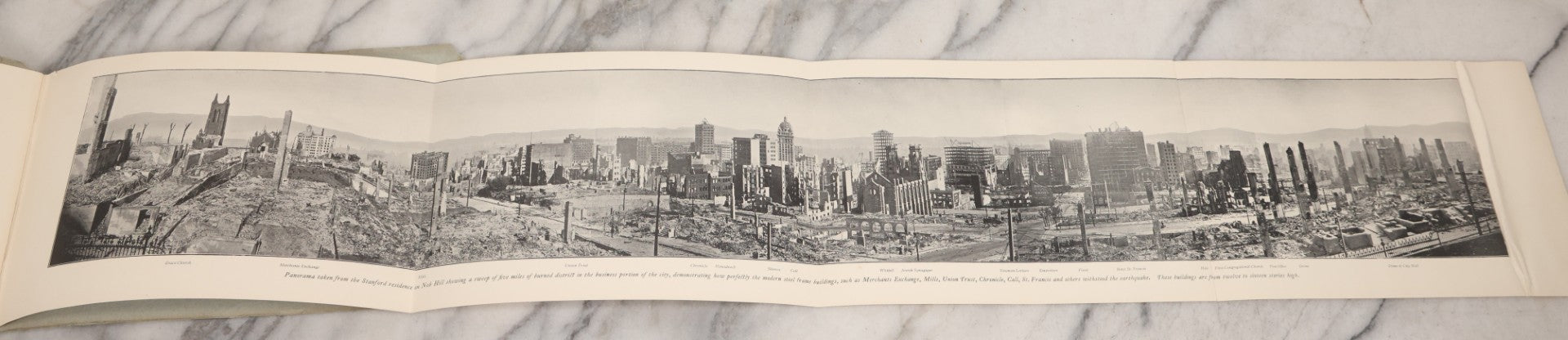 Lot 165 - "The Old San Francisco And New" Antique Earthquake And Fire Photo Booklet Published By Souvenir Book Company, Los Angeles, California, 1906