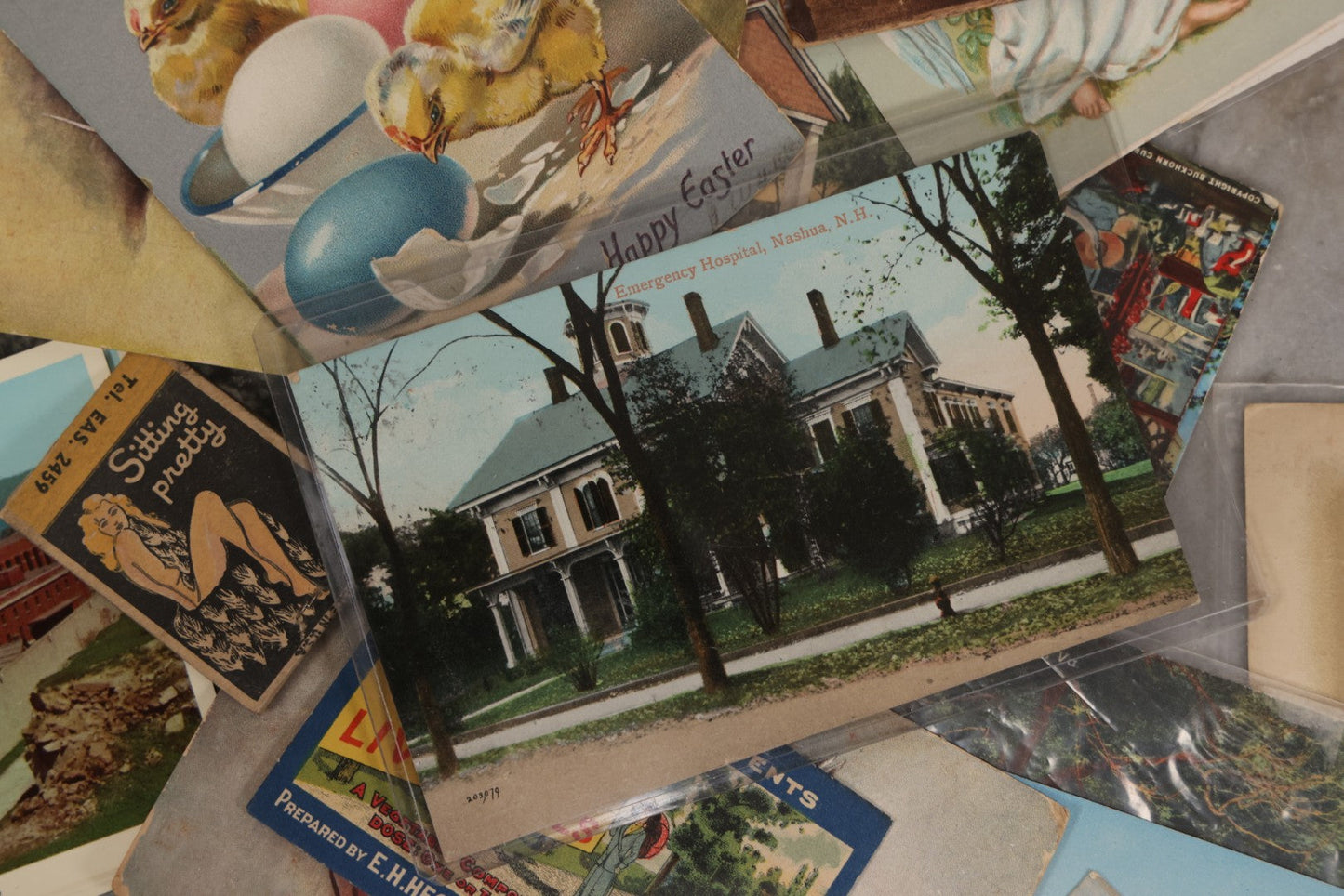 Lot 172 - Grouping Of 20+ Antique And Vintage Postcards And Ephemera Including Holiday Postcards, Sing Sing Prison Cards, Naumkeag Steam Cotton Co. Pamphlet, Salem, Massachusetts Brochure, Trade Cards, And More