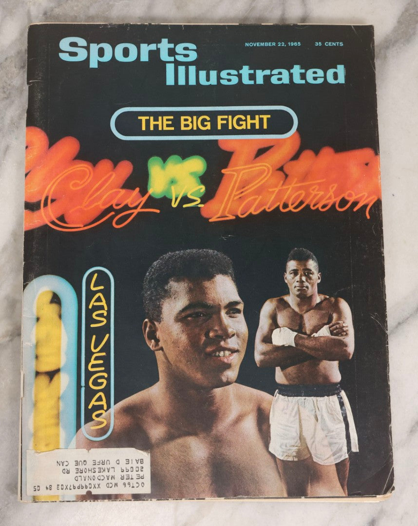 Lot 173 - Grouping Of Six Vintage Boxing And Sports Magazines Including Muhammad Ali / Cassius Clay Covers, Sports Illustrated Issues, Time Magazine, Willie Pastrano Cover, And The Ring With Frazier & Chuvalo, 1960s