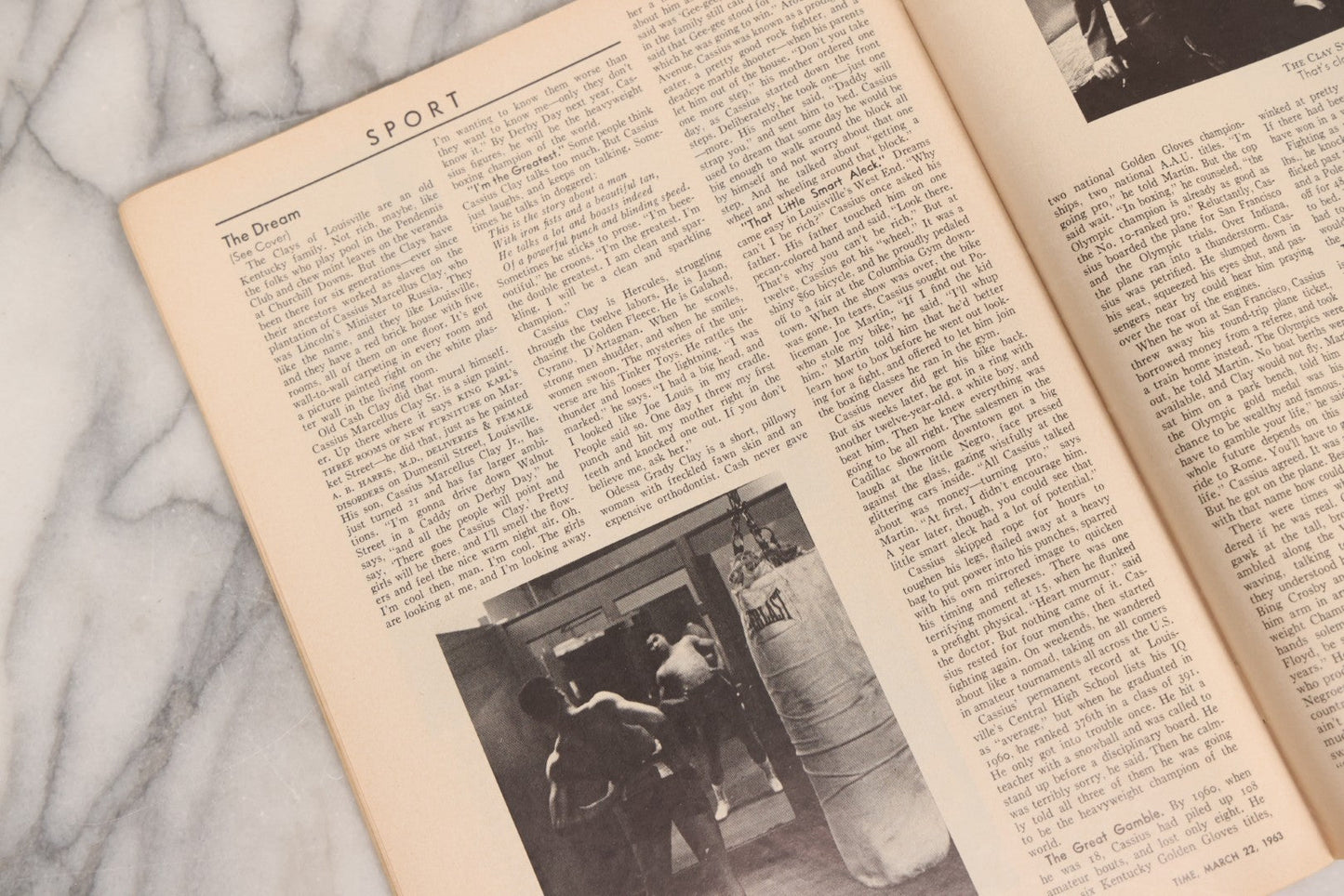Lot 173 - Grouping Of Six Vintage Boxing And Sports Magazines Including Muhammad Ali / Cassius Clay Covers, Sports Illustrated Issues, Time Magazine, Willie Pastrano Cover, And The Ring With Frazier & Chuvalo, 1960s