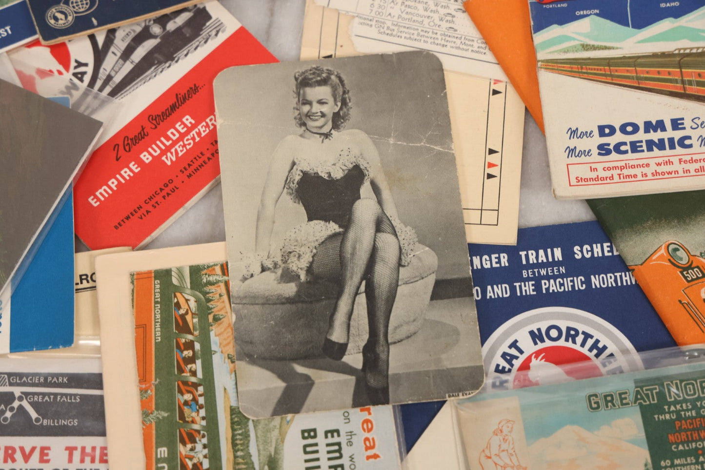 Lot 178 - Grouping Of 50+ Pieces Of Vintage Ephemera From Great Northern Railway Including Timetables, Letters, Tourism Guides, Menus, And More