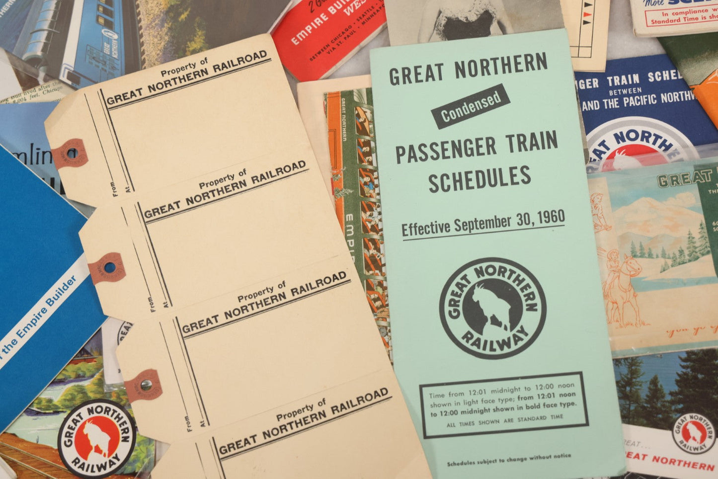 Lot 178 - Grouping Of 50+ Pieces Of Vintage Ephemera From Great Northern Railway Including Timetables, Letters, Tourism Guides, Menus, And More