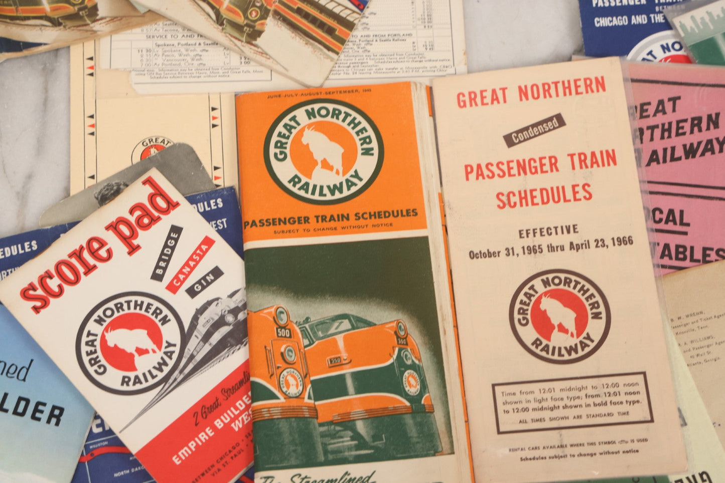 Lot 178 - Grouping Of 50+ Pieces Of Vintage Ephemera From Great Northern Railway Including Timetables, Letters, Tourism Guides, Menus, And More