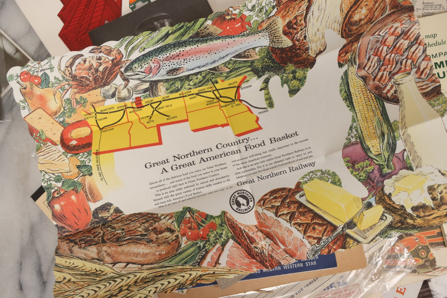 Lot 178 - Grouping Of 50+ Pieces Of Vintage Ephemera From Great Northern Railway Including Timetables, Letters, Tourism Guides, Menus, And More