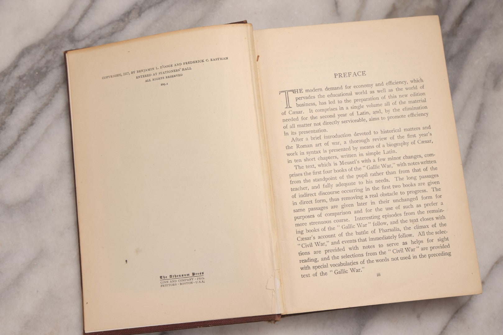 Lot 189 - "Caesar In Gaul And Selections From The Third Book Of The Civil War" Antique Illustrated Latin Language Textbook By Benjamin L. D'Ooge And Frederick C. Eastman, Published By Ginn And Company, Boston, 1917