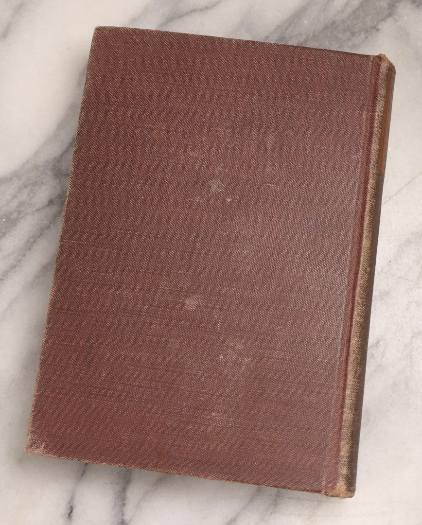 Lot 189 - "Caesar In Gaul And Selections From The Third Book Of The Civil War" Antique Illustrated Latin Language Textbook By Benjamin L. D'Ooge And Frederick C. Eastman, Published By Ginn And Company, Boston, 1917