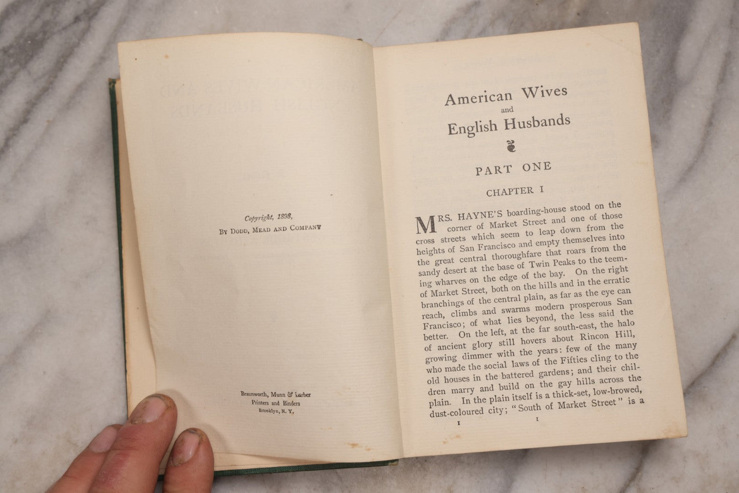 Lot 192 - “American Wives And English Husbands” Antique Novel By Gertrude Atherton, International Association Of Newspapers And Authors, Boston, 1901