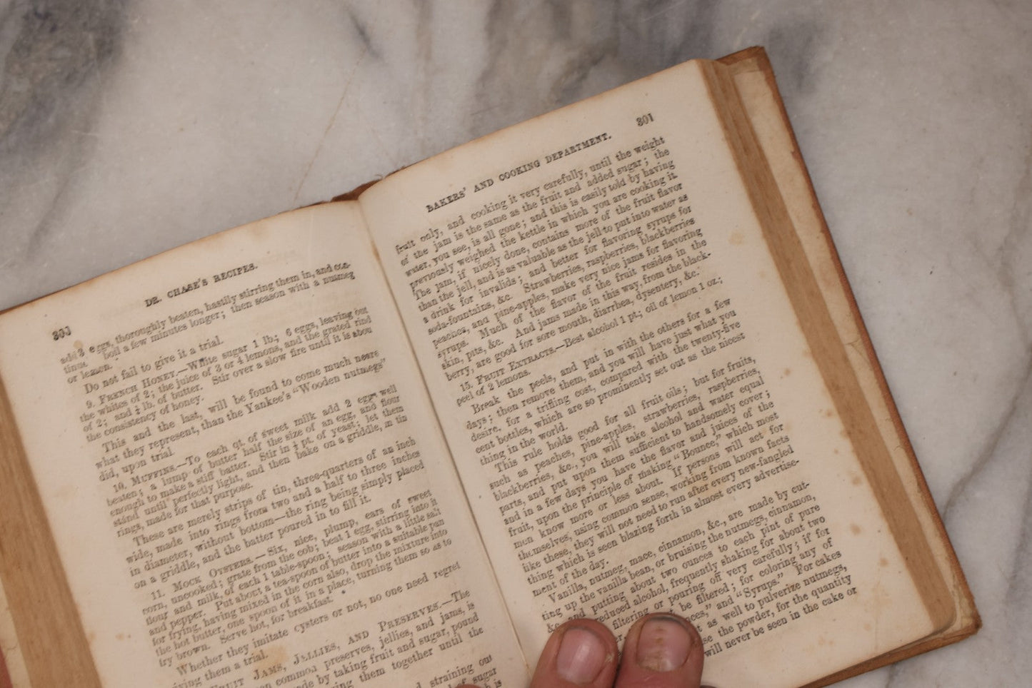 Lot 194 - Pair Of Antique Cookbooks, The Appledore Cook Book, 1883 & Dr. Chase's Recipes; Or, Information For Everybody Circa 1870
