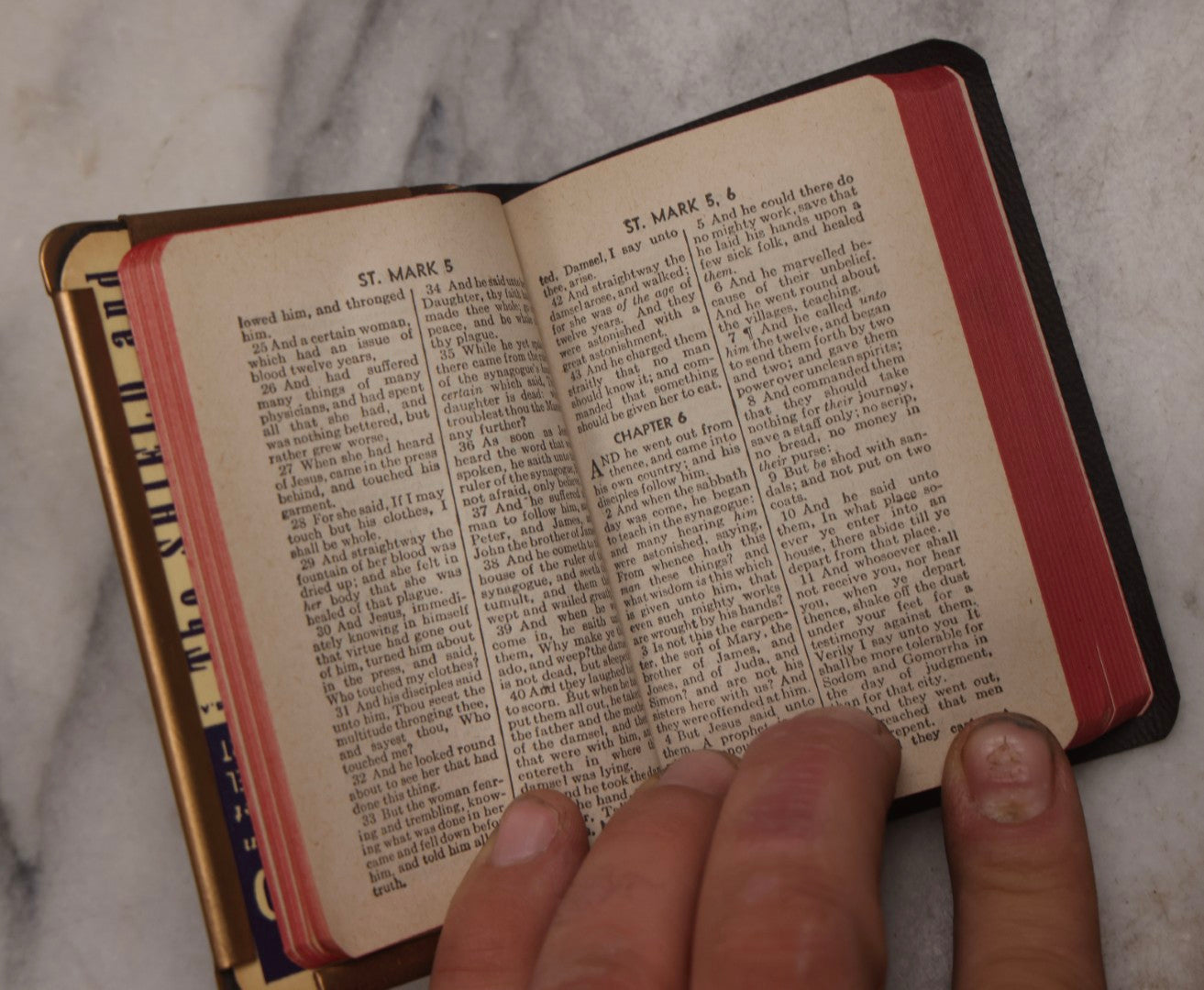 Lot 197 - "The Heart-Shield Bible" Vintage Pocket New Testament With Engraved Steel Cover Plate, Published By Whitman Publishing Company, Racine, Wisconsin, Plate By Know Your Bible Co., Cincinnati, Ohio, Circa 1943