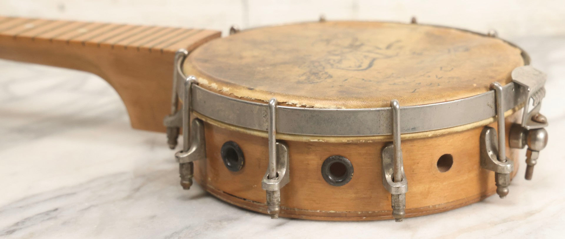 Lot 006 - Vintage Gretsch Clarophone Banjo Ukulele Banjolele With Folk Art Drawing On Head Of Cartoon Man Playing Instrument, Includes Canvas Carrying Bag, Circa 1930s
